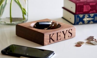 engraved-oak-key-bowls-uk
