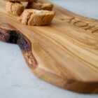 olive-wood-boards-makemesomethingspecial.com
