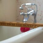 wooden-bath-tray-with-ipad-stand-makemesomethingspecial.co.uk