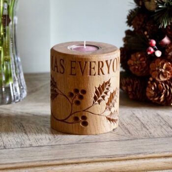 xmas-oak-tea-light-candle-holder